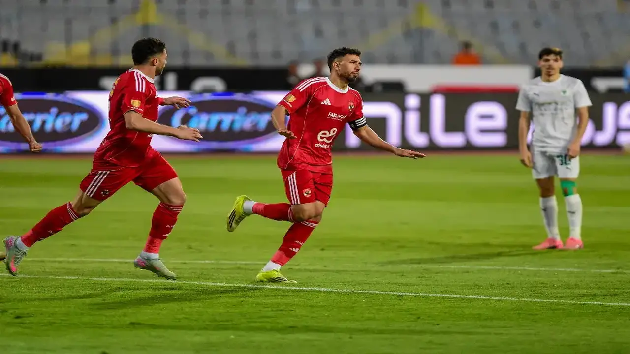مباراة الأهلي والمصري: متابعة للشوط الثاني مباشرةً